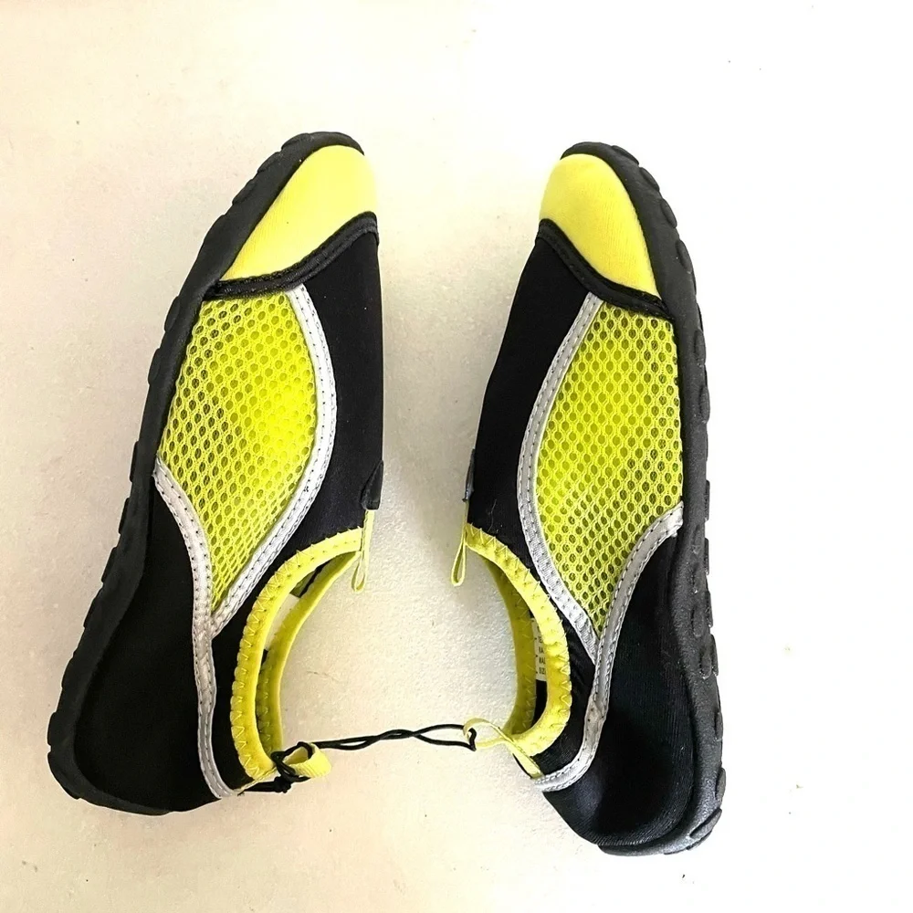 SUN & SKY kids black & yellow mesh water shoes -L